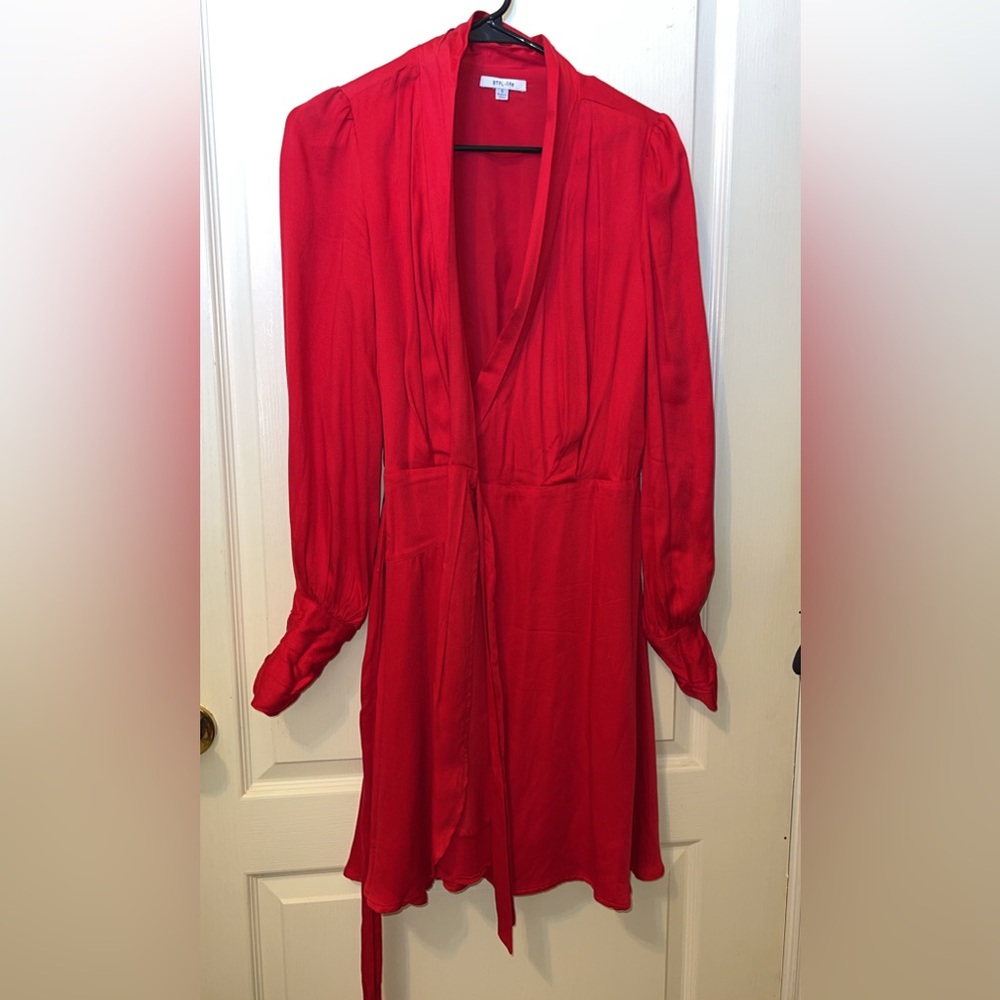 Elegant Red Long-Sleeve Dress